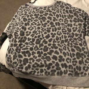 Animal print grey sweater